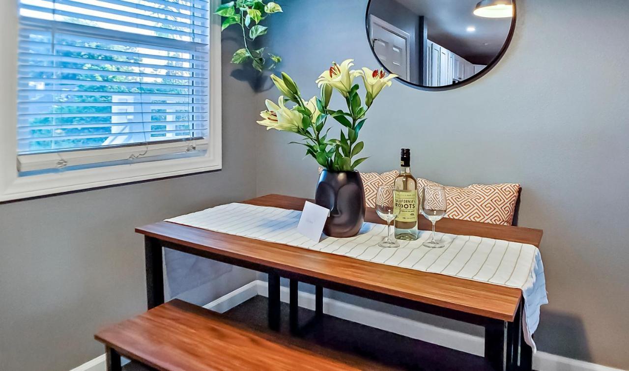 'לונג ביץ Apartment Located In Historic District Mins To Downtown, Beaches & Convention Center מראה חיצוני תמונה